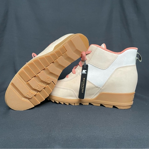 Sorel Women's Evie Sport Lace Waterproof Bootie Size 9.5 in Tan with Pink - Picture 5 of 9